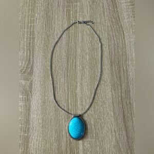 NWOT … Turquoise Pendent Necklace